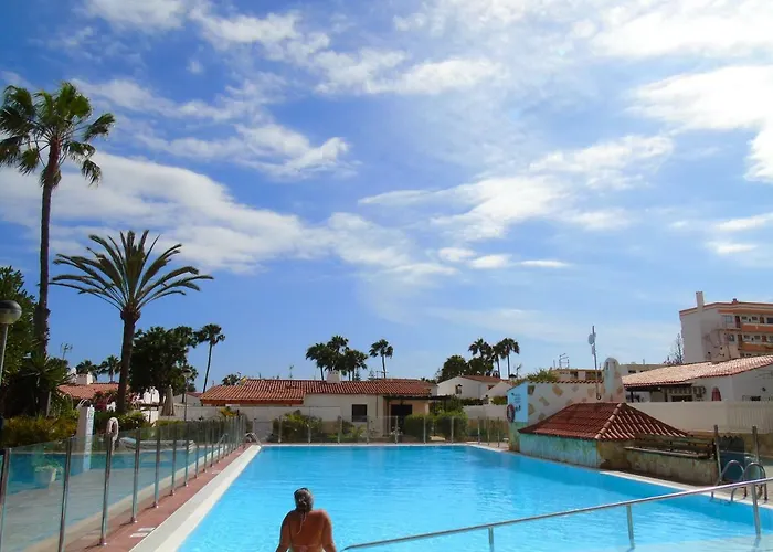 Bungalow Tartanas I I Hotel